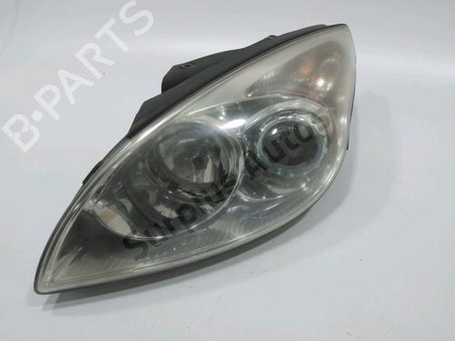 Used Left headlight HYUNDAI i30 (FD) 1.6 CRDi (116 hp) 31005335