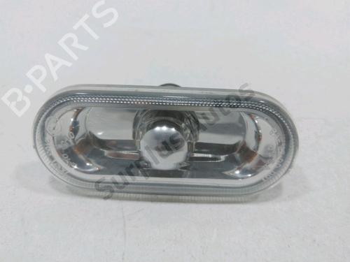 Høyre indikator VW CADDY III MPV (2KB, 2KJ, 2CB, 2CJ) 1.9 TDI (105 hp) 31207836
