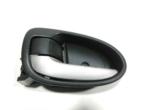 Used Front left interior door handle Front left interior door handle 37775215 37775215