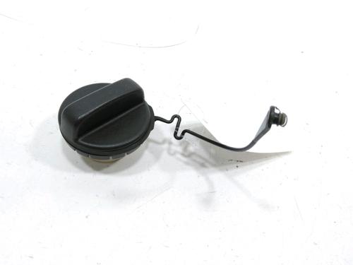 Used Fuel cap TOYOTA YARIS (_P9_) 1.4 D-4D (NLP90_, NLP90R) (90 hp) 30983705