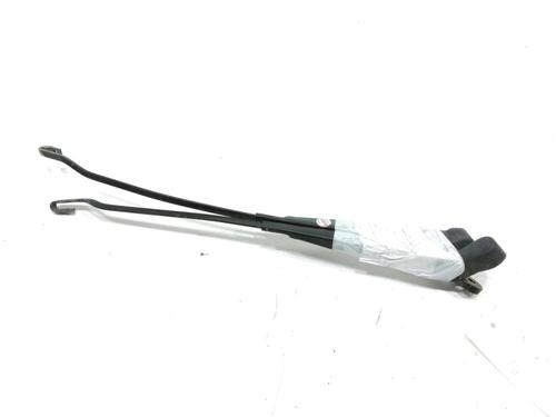 Used Front windshield wiper arm RENAULT CLIO I (B/C57_, 5/357_) 1.2 (B/C/S57A, B/C57S, 5/357F, 5/357J, 5/357L, 5/357R) (58 hp) 31007629