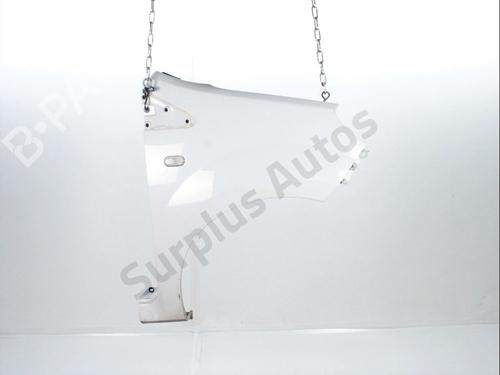 Used Right front fenders Right front fenders 36796338 36796338