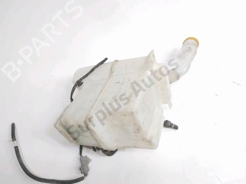 Used Windscreen washer tank SUBARU IMPREZA Saloon (GD) 2.5 i WRX AWD (GDG) (230 hp) 30800854