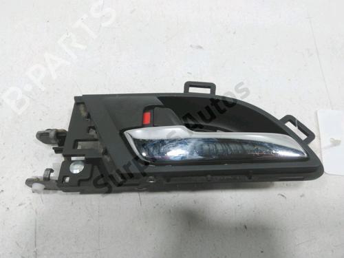 Venstre fortil invendig håndtag HONDA CR-V III (RE_) 2.2 i-DTEC 4WD (RE6) (150 hp) 30996499