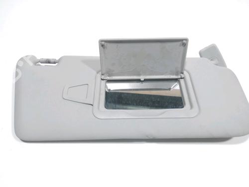 Used Right sun visor Right sun visor 37784604 37784604