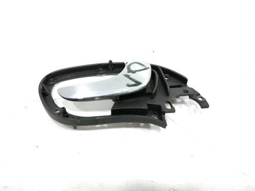 Used Front right interior door handle Front right interior door handle 30996094 30996094