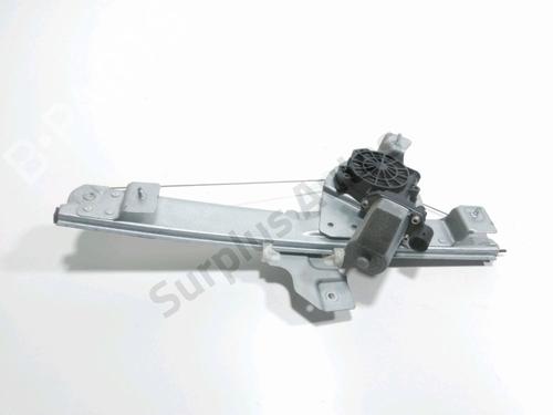 Rudehejsemekanisme venstre bagtil DACIA DUSTER (HS_) 1.5 dCi (109 hp) 30723762