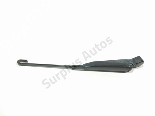 Used Rear windshield wiper arm PEUGEOT 106 I (1A, 1C) [1991-1996]  29580721
