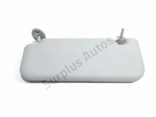 Used Left sun visor TOYOTA YARIS (_P13_) 1.4 D (NLP130_, NLP130) (90 hp) 32402306