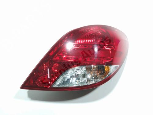 Used Right taillight PEUGEOT 207 (WA_, WC_) 1.4 HDi (68 hp) 28268864