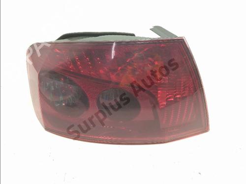 Used Left taillight Left taillight PEUGEOT 407 (6D_) 2.0 HDi 135 (6DRHRH, 6DRHRE, 6DRHRG, 6DRHRJ) (136 hp) 40465321 40465321