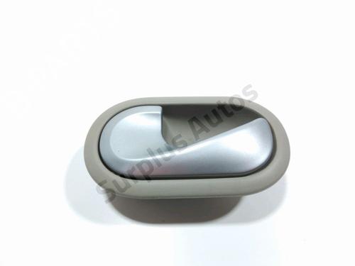 Used Front left interior door handle Front left interior door handle 28243336 28243336