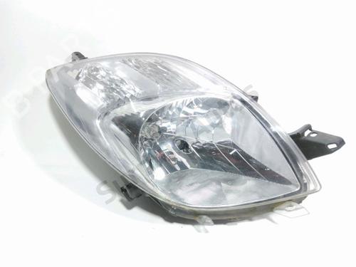 Højre forlygte Højre forlygte TOYOTA YARIS (_P9_) 1.4 D-4D (NLP90_, NLP90R) (90 hp) 33816039 33816039