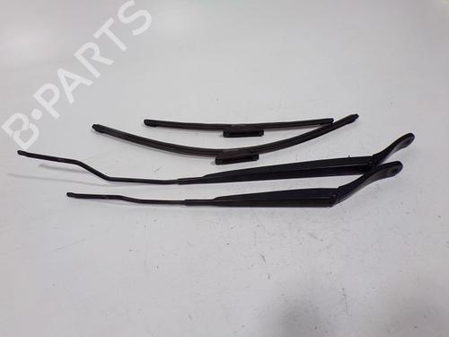 Used Front windshield wiper arm CITROËN DS3 (SA_) 1.6 HDi 90 (92 hp) 28271570