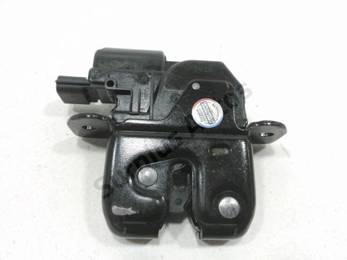 Used Tailgate lock RENAULT MEGANE III Hatchback (BZ0/1_, B3_) 1.6 dCi (BZ00, BZ12, BZ13) (130 hp) 31001714