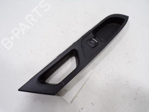 Used Right front window switch Right front window switch 37772838 37772838