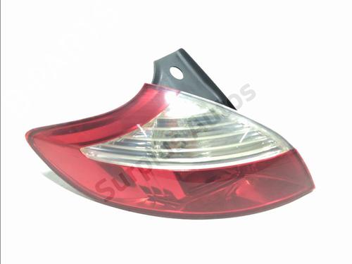 left-taillight-renault-megane-iii-hatchback-bz01_-b3_-2008-34713165 main image