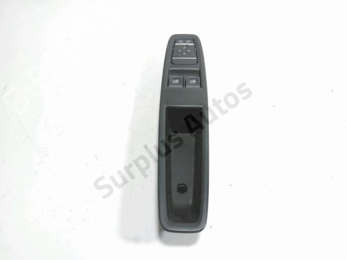 Used Left front window switch Left front window switch RENAULT ZOE (BFM_) ZOE (BFMC, BFMD) (136 hp) 33646819 33646819