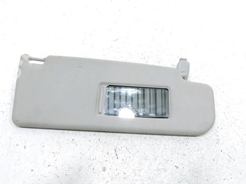 Used Right sun visor Right sun visor 37784610 37784610