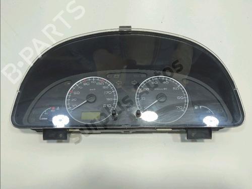 Used Instrument cluster CITROËN XSARA (N1) 1.6 16V (109 hp) 31350565