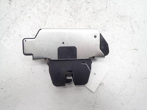 Used Tailgate lock CITROËN C3 II (SC_) 1.4 HDi 70 (SC8HZC, SC8HR0, SC8HP4) (68 hp) 31001636