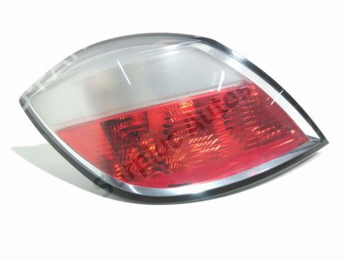 left-taillight-opel-astra-h-a04-2004-2005-2006-2007-2008-2009-2010-2011-2012-2013-2014-39548636 main image