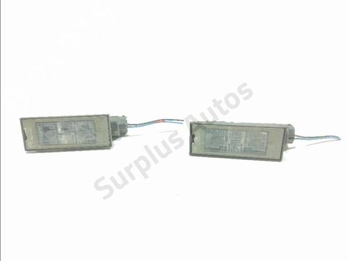 Nummerpladelys Nummerpladelys RENAULT MEGANE III Hatchback (BZ0/1_, B3_) 1.5 dCi (BZ09, BZ0D, BZ1W, BZ29, BZ14) (110 hp) 35941979 35941979