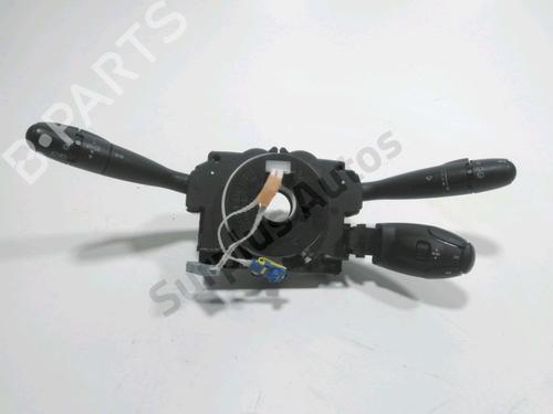 Comandos do volante PEUGEOT 206+ (2L_, 2M_) 1.4 HDi eco 70 (68 hp) 31607941