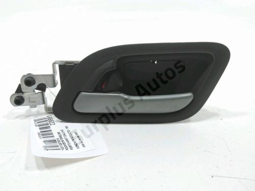 Venstre fortil invendig håndtag HONDA FR-V (BE) 2.2 i CTDi (BE5) (140 hp) 30996549