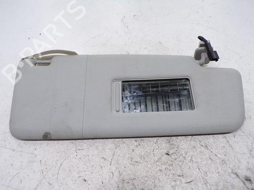 Used Right sun visor Right sun visor 31002348 31002348