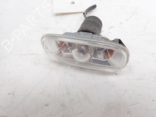 Used Right side indicator AUDI A4 B6 Avant (8E5) 2.5 TDI quattro (180 hp) 31005409
