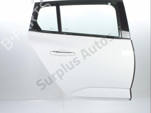 right-rear-door-renault-megane-iv-grandtour-k9amn_-2016-36962999 main image