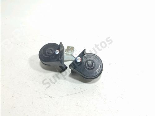 horn-mercedes-benz-a-class-w176-2012-2013-2014-2015-2016-2017-2018-40059189 main image