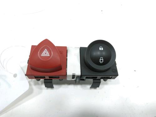 Used Warning switch Warning switch RENAULT MEGANE II (BM0/1_, CM0/1_) 1.5 dCi (BM1F, CM1F) (86 hp) 30990001 30990001