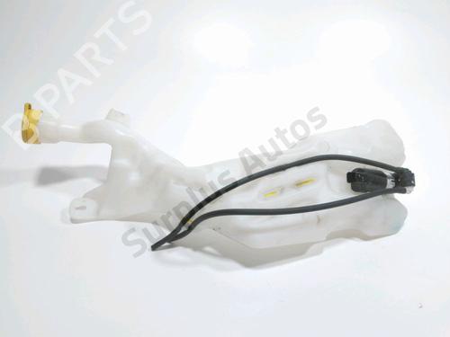 Used Windscreen washer tank RENAULT MEGANE IV Hatchback (B9A/M/N_) 1.6 E-TECH 160 (B9NH) (160 hp) 28274200