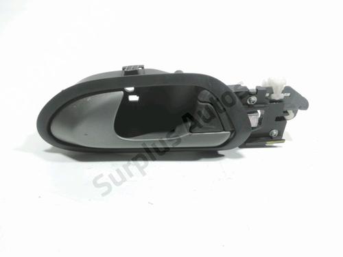 Used Front left interior door handle Front left interior door handle HONDA CIVIC VIII Saloon (FD, FA) 1.3 IMA (FA3, FD3) (95 hp) 28242961 28242961