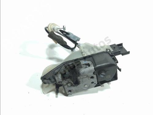 Venstre foran lås CITROËN C4 CACTUS 1.2 THP 110 (110 hp) 30958255