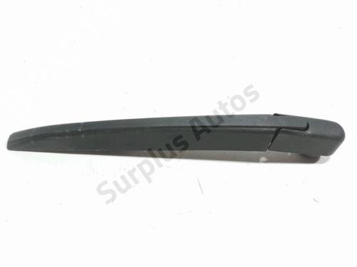 rear-windshield-wiper-arm-renault-clio-iv-bh_-2012-2013-2014-2015-2016-2017-2018-2019-2020-2021-32311431 main image