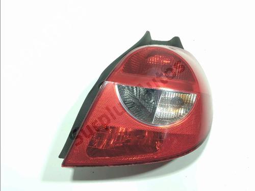 right-taillight-renault-clio-iii-br01-cr01-2005-2006-2007-2008-2009-2010-2011-2012-2013-2014-31664395 main image