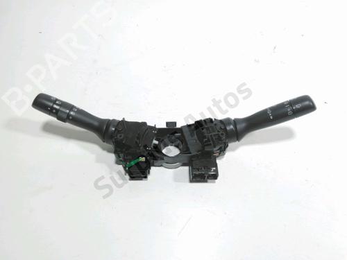steering-wheel-controls-peugeot-108-2014-38613521 main image