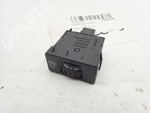 Used Headlight switch Headlight switch 37767483 37767483