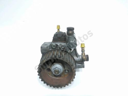 Used Injection pump RENAULT MEGANE III Hatchback (BZ0/1_, B3_) 1.5 dCi (BZ09, BZ0D, BZ1W, BZ29, BZ14) (110 hp) 30335158