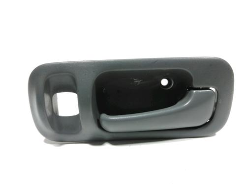 Used Rear right interior door handle HONDA SHUTTLE (RA) 2.3 16V (RA3, RA5) (150 hp) 28252343