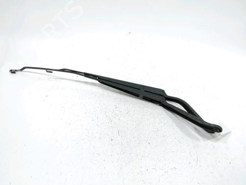 Used Front windshield wiper arm Front windshield wiper arm 37789938 37789938