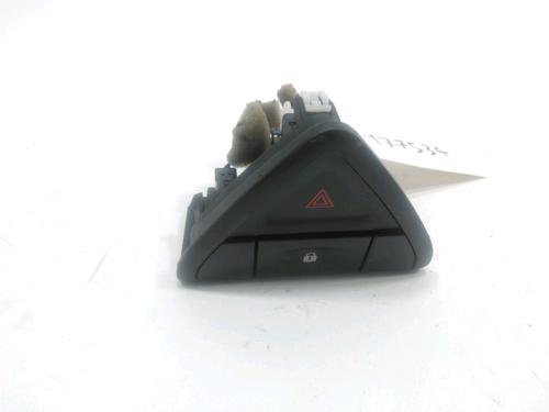Used Warning switch Warning switch 37768195 37768195