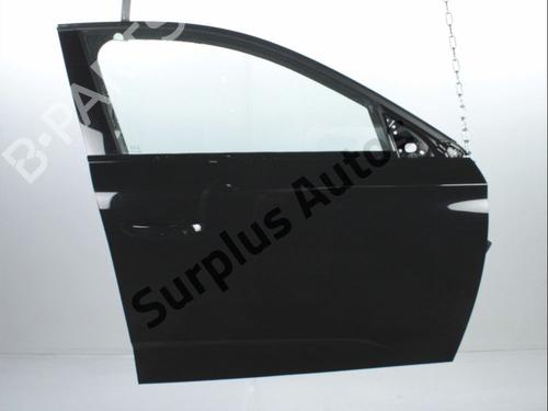 Used Right front door Right front door PEUGEOT 308 III (FB_, FH_, FP_, F3_, FM_) PureTech 130 (FPHNSL, FPHNST) (131 hp) 32976103 32976103