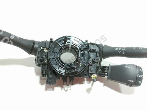steering-wheel-controls-dacia-sandero-iii-2021-39195050 main image