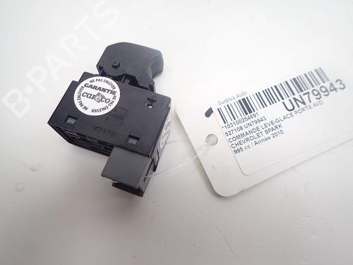Used Right front window switch CHEVROLET SPARK (M300) [2009-2025]  30994095