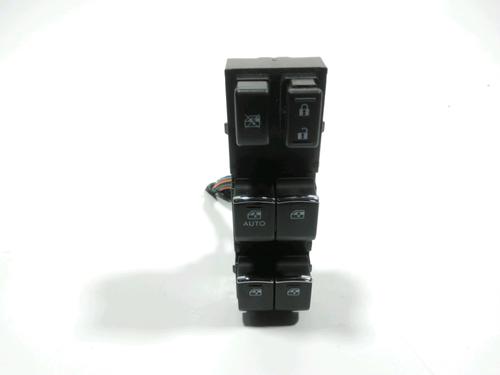 Used Left front window switch SUBARU XV (_GP_) 2.0 i AWD (GP7, G33GP) (150 hp) 28249120