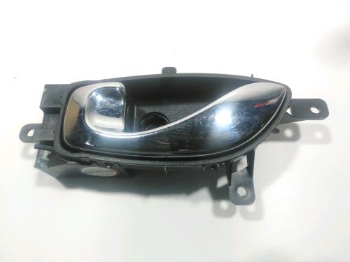 Used Front left interior door handle Front left interior door handle RENAULT KOLEOS I (HY_) 2.0 dCi 4x4 (HY0K) (150 hp) 37775218 37775218